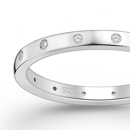 Sparkling Band Ring